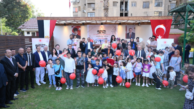 القاوِرما التركية تجمع المصريين والفلسطينيين والأتراك في احتفالات السفارة التركية بالقاهرة بعيد الأضحى