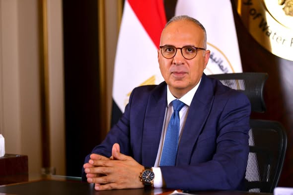 الدكتور سويلم يتابع حالة محطات رفع المياه وجهود مصلحة الميكانيكا والكهرباء خلال إجازة عيد الأضحى المبارك