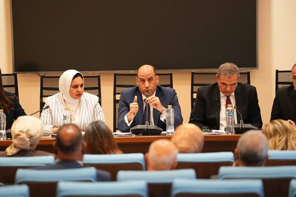 وزير العمل: الوزارة تعتبر مجلس النواب شريكًا أساسيًا في تطوير بيئة العمل
