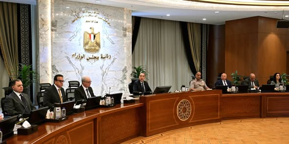 رئيس الوزراء يترأس الاجتماع الأسبوعي للحكومة