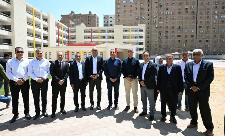رئيس الوزراء يستجيب لطلبات نواب الجيزة ويؤكد العمل على استكمال مشروعات الصرف الصحي ومنظومة النظافة وعدد إضافي من المدارس