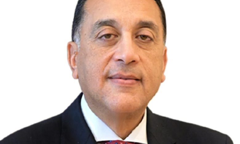رئيس الوزراء يستقبل المدير العام لمنظمة اليونسكو