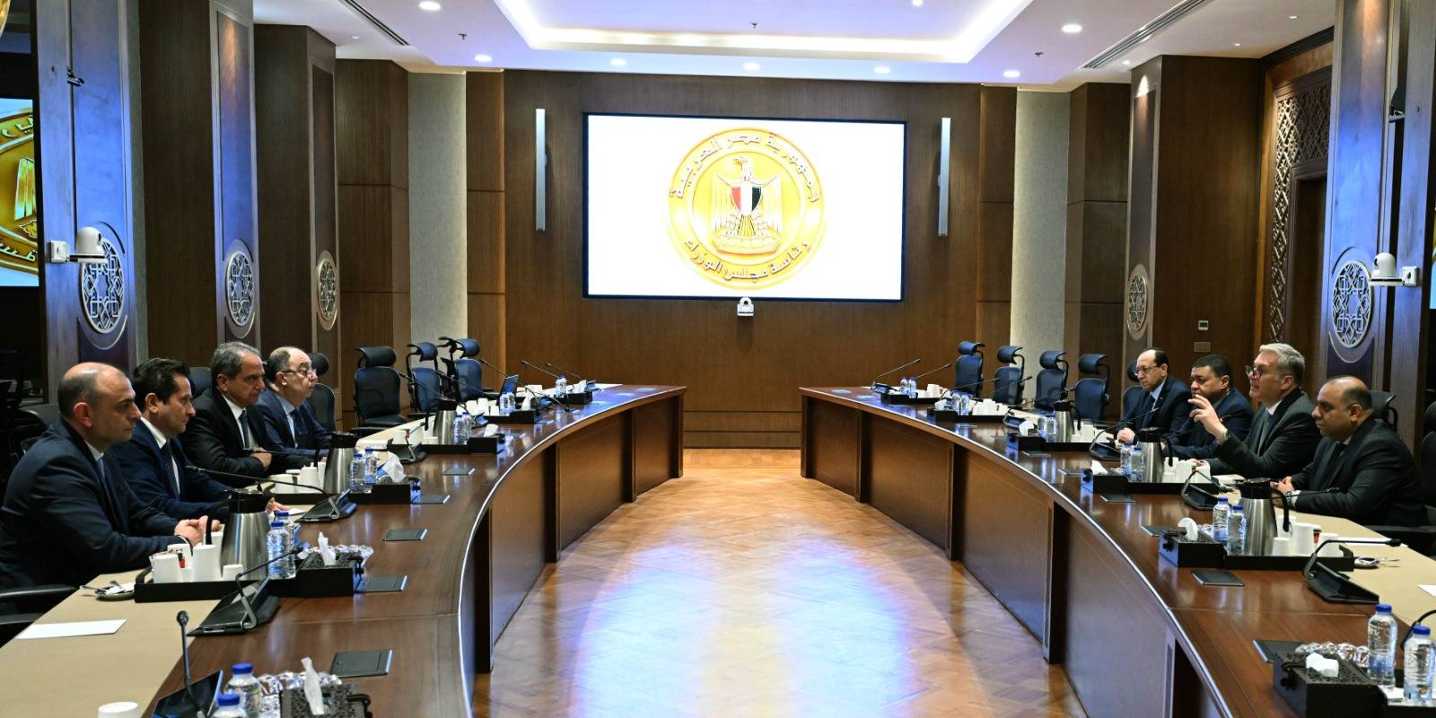 مباحثات مصرية - لبنانية لتعزيز وتوسيع التعاون في قطاع البترول والغاز