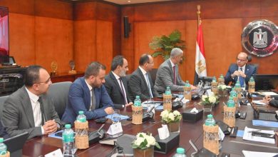 وزير الاستثمار والتجارة الخارجية يبحث مع قيادات ڤودافون تسريع التحول الرقمي لتعزيز تنافسية الاستثمار والتجارة