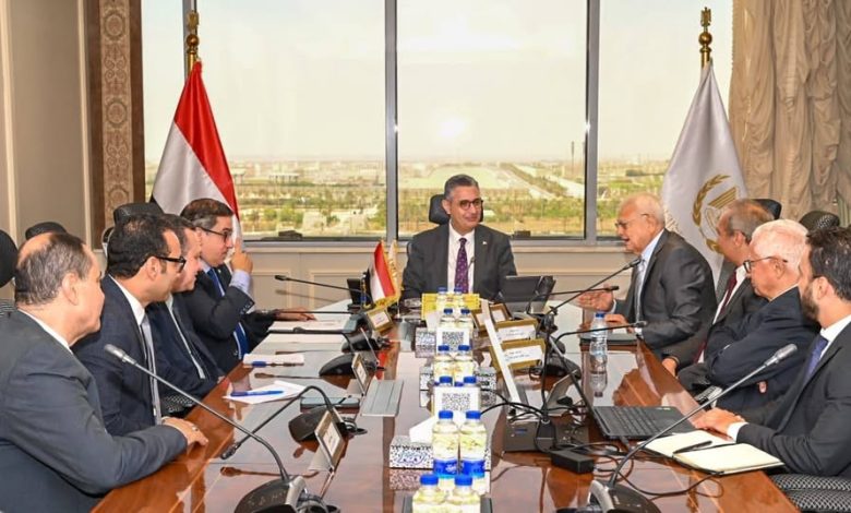 الدكتور شريف فاروق يعقد اجتماعًا مع شركة برايم لاستشارات الأعمال لبحث الرؤى المقترحة لتطوير منظومة الدعم