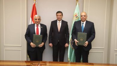 وزير الزراعة يشهد توقيع مشروعين تنمويين بين "بحوث الصحراء" و"أكساد" لتعزيز الأمن الغذائي ومواجهة التغيرات المناخية