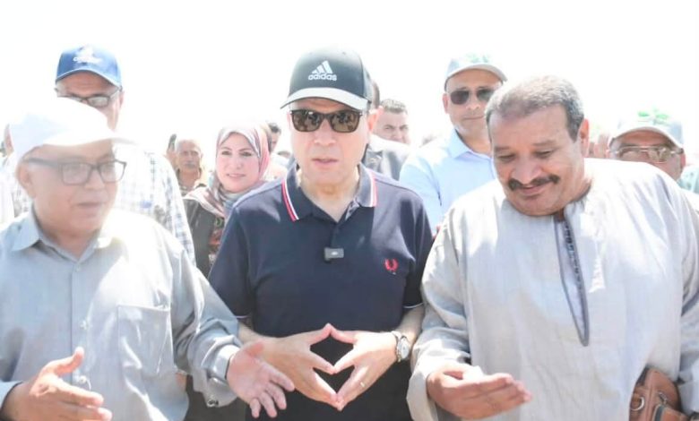 تدشين زراعة أسماك البلطي في حقول الأرز ضمن المشروع القومي للزراعة التكاملية تزامنًا مع ذكرى 30 يونيو