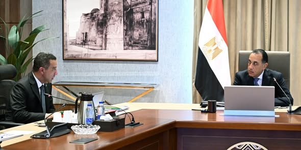 رئيس الوزراء يتابع الموقف التنفيذي للمشروعات التنموية والخدمية في محافظة المنوفية