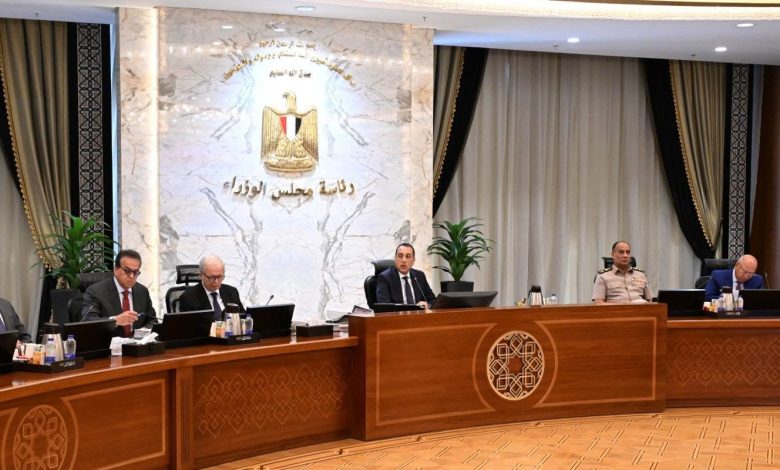 رئيس الوزراء يترأس الاجتماع الأسبوعــي للحكومــة