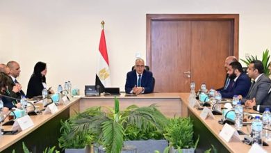 د. سويلم يلتقي ممثلي عدد من الشركات المصرية المقرر أن تشارك في تنفيذ مشروعات تنموية بدول حوض النيل الجنوبي الشقيقة
