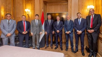 وزير السياحة يلتقي بمسئولي كبار منظمي الرحلات وقيادات شركات الطيران الإيطالية