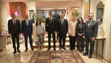 وزير الشباب والرياضة يلتقي وزير الشباب والثقافة والتواصل المغربي