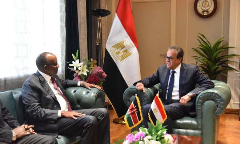 وزير الصحة يستقبل نظيره الكيني لبحث تعزيز الشراكة الصحية وأمن الدواء الأفريقي