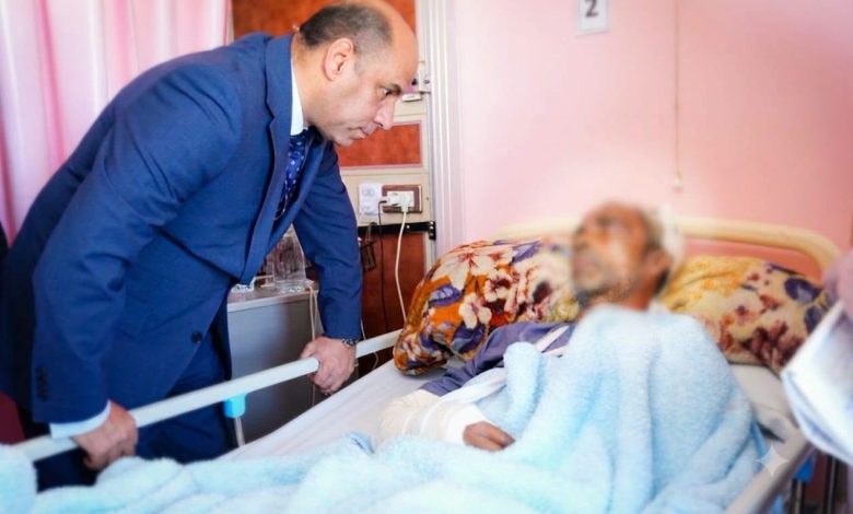 وزير العمل يزور عمال مصابين من العمالة غير المنتظمة.. ويوجه بتقديم كافة أوجه الرعاية والدعم