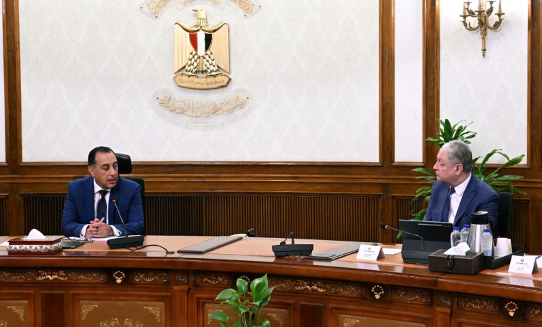 رئيس الوزراء يتابع الاستعدادات الجارية لبدء تنفيذ مشروعات المرحلة الثانية من المبادرة الرئاسية "حياة كريمة