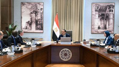 رئيس الوزراء يلتقي العضو المنتدب وكبير مسؤولي المعرفة بمجموعة البنك الدولي