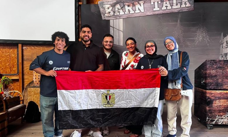 فريق ASUWind بكلية الهندسة جامعة عين شمس يحصد المركز الثالث عالميًا في مسابقة توربينات الرياح الصغيرة بهولندا
