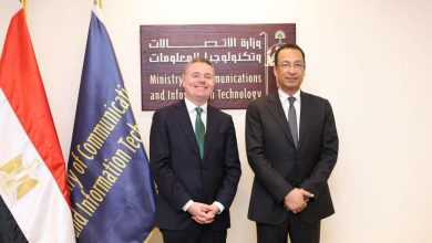 وزير الاتصالات وتكنولوجيا المعلومات يبحث مع مسؤولي البنك الدولي تعزيز الشراكة في مجالات التحول الرقمي والذكاء الاصطناعي