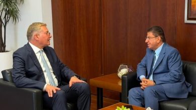 وزير البترول والثروة المعدنية يبحث مع الرئيس التنفيذي لشركة مناجم الفوسفات الأردنية التعاون في الصناعات التعدينية