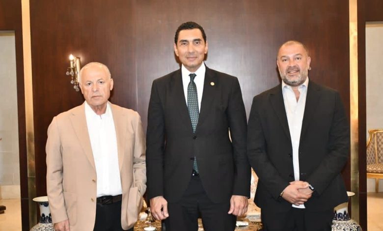 وزير الشباب والرياضة يبحث استعدادات المنتخب الوطني ومستجدات ملف الشراكات بين الأندية الجماهيرية وأندية القطاع الخاص