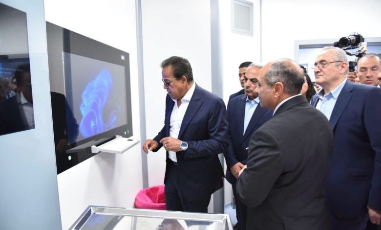 وزير الصحة يتفقد مشروع تطوير مستشفى أورام الإسماعيلية ويشيد بجودة الخدمات
