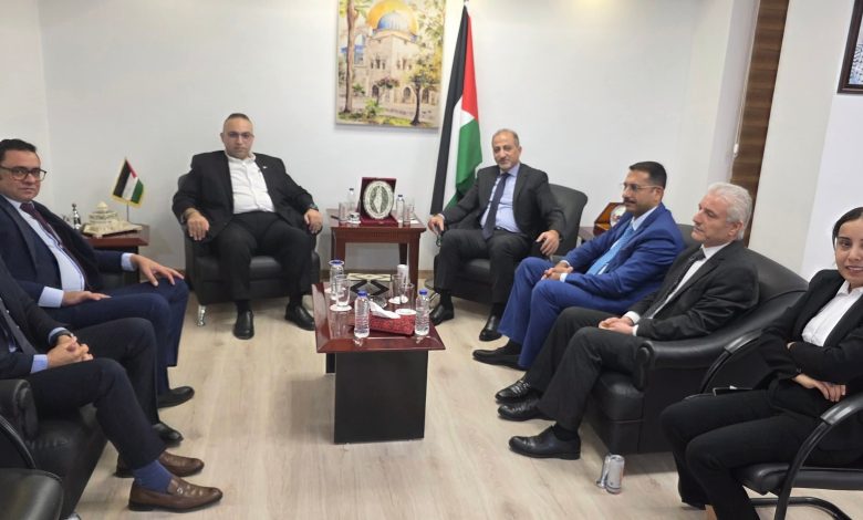 أحمد ناصر الصوير يلتقي مندوب فلسطين الدائم لدى الجامعة العربية: صوت فلسطين لا يُختزل ولا يُغيب