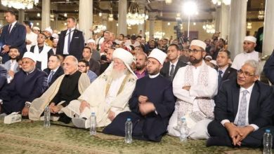 وزير الأوقاف ورئيس جامعة الأزهر ونقيب السادة الأشراف وشيخ مشايخ الطرق الصوفية يشاركون في احتفال الطرق الصوفية بالمولد النبوي الشريف بمسجد سيدنا الحسين رضي الله عنه