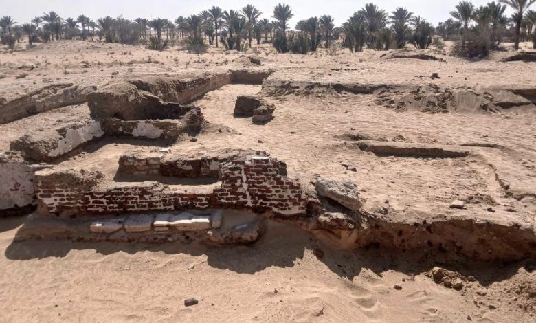 الكشف عن بقايا خان طريق بمدينة «عسيلة» بشمال سيناء على الدرب السلطاني