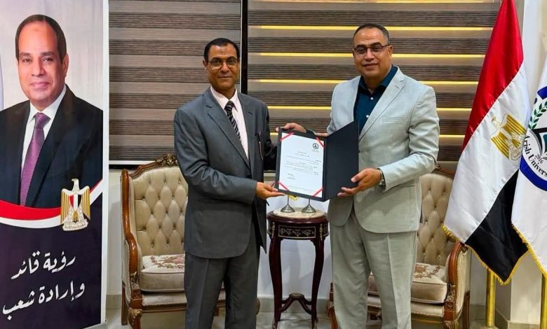 تكليف الدكتور زكريا هيبة نائبًا لرئيس جامعة العريش لشئون خدمة المجتمع وتنمية البيئة