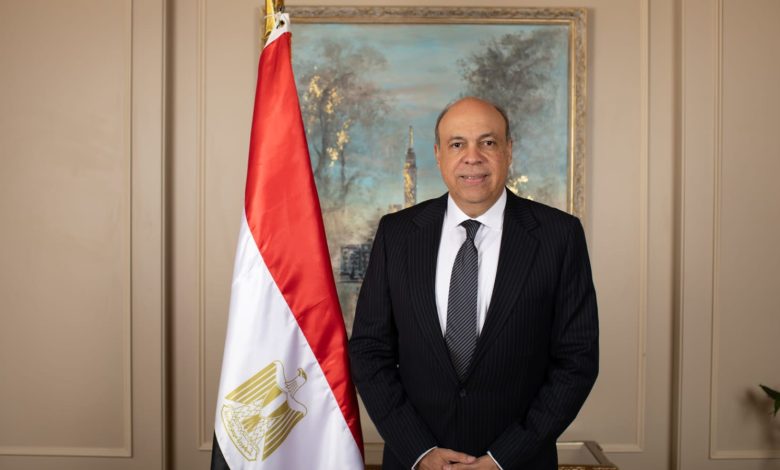 وزير الطيران المدني يبحث مع سفير فنزويلا بالقاهرة آفاق التعاون في مجال الطيران المدني
