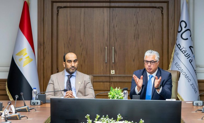 رئيس المنطقة الاقتصادية لقناة السويس يستقبل وفدًا عُمانيًا لبحث فرص التعاون والاستثمار وتعزيز التكامل الصناعي واللوجستي
