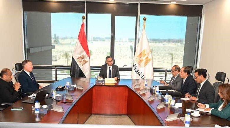 وزير التموين يبحث مع شركة بروجر الإيطالية، وشركة دركسيل الإيطالية مشروع إنتاج الإيثانول الحيوي من الباجاس باستثمارات 278 مليون دولار