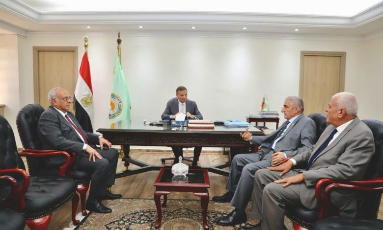 وزير الزراعة يستقبل مدير أكساد لمتابعة المشروعات التنموية المشتركة ومكافحة التصحر