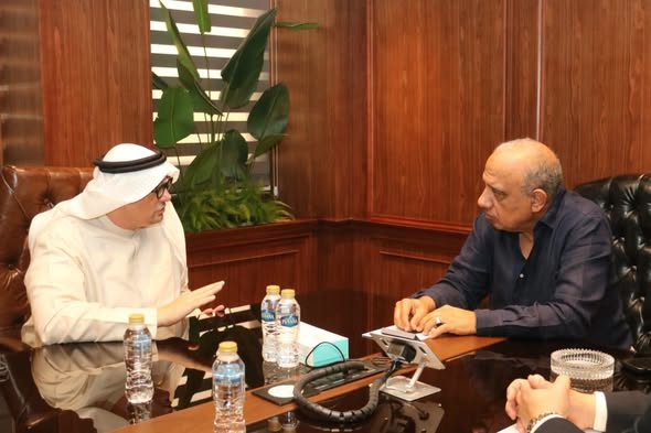 وزير الكهرباء يبحث مع شركة أبوظبي لطاقة المستقبل مصدر سبل دعم وتعزيز التعاون والشراكة