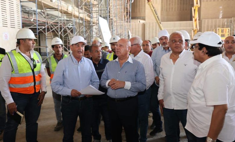 وزير النقل يتفقد الخط الأول من شبكة القطار الكهربائي السريع في المسافة من السخنة حتى العاصمة الجديدة