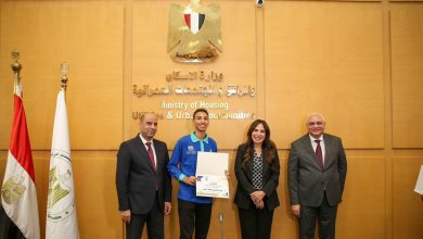 وزيرا الإسكان والعمل يكرمان أوائل طلاب المدارس الفنية لمياه الشرب والصرف الصحي ومدرسة عمار للتكنولوجيا التطبيقية