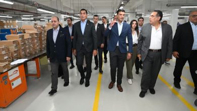 وزيرا الصناعة والشباب يتفقدان مصنع شركة مينترا لإنتاج الأحذية والحقائب الرياضية في المنطقة الحرة بمدينة نصر