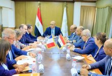 عبد اللطيف يبحث مع السفير الفرنسي سبل مواصلة تعزيز التعاون في مجال التعليم والاستفادة من الخبرات الفرنسية في تطوير منظومة التعليم الفني
