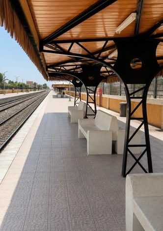 «السكة الحديد» توضح حقيقة ما نُشر بشأن مستوى المقاعد المخصصة للركاب بمحطات السكك الحديدية