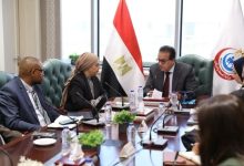 وزير الصحة يبحث مع وفد البنك الدولي تعزيز الشراكة لدعم تطوير المنظومة الصحية
