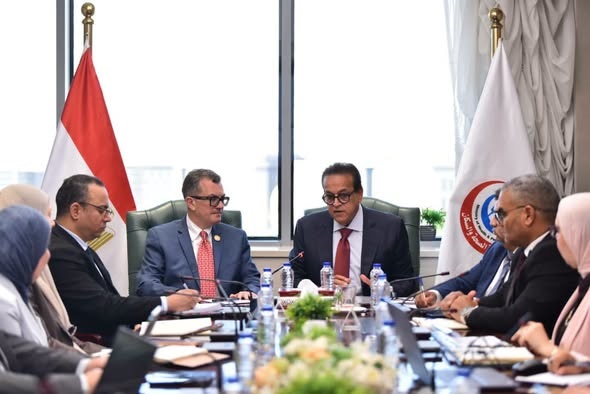 وزيرا "الصحة" و"التخطيط" يناقشان متابعة مشروعات القطاع الصحي ضمن خطة التنمية الاقتصادية والاجتماعية
