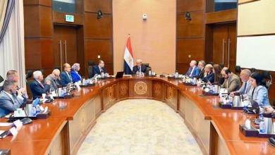 د. عيسى يتابع مستجدات المشروع القومي لتطوير صناعة الغزل والنسيج والموقف التشغيلي ومؤشرات أداء الشركات