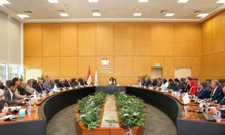 المنشاوي تتابع موقف منظومة الصرف الصحي بمحافظة القاهرة ومياه الشرب والصرف الصحي بمدينتي الشروق وبدر