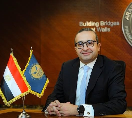 تجديد تعيين د. محمد عبد العزيز مساعدًا لرئيس الهيئة العامة للرقابة المالية