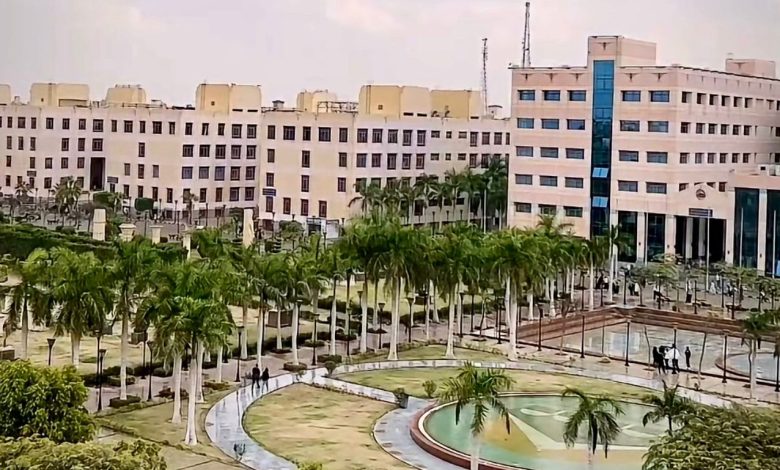 جامعة 6 أكتوبر تستعد لاستضافة وفود دورة الألعاب الإفريقية للجامعات القاهرة 2026.. إقامة الفرق بفندق الجامعة