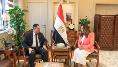 د. منال عوض تتابع مع محافظ دمياط الوضع الراهن لمنظومة المخلفات الصلبة بالمحافظة