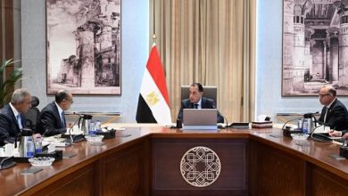 رئيس الوزراء يتابع الاستعدادات والترتيبات الجارية لاستضافة اجتماع مخصص للأعمال