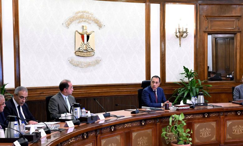 رئيس الوزراء يتابع مستجدات العمل لعدد من مشروعات تكنولوجيا المعلومات والبنية التحتية للاتصالات والتحول الرقميّ