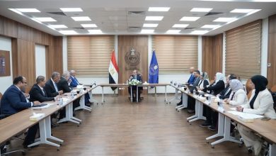 رئيس هيئة الدواء يبحث مع ممثلي غرفة صناعة الدواء تعزيز الشراكة ودعم تنافسية الصناعة الوطنية