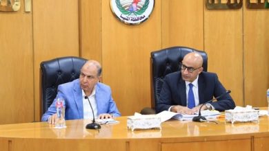 وزير التربية والتعليم ومحافظ المنيا يعقدان اجتماعًا مع مديري الإدارات التعليمية بالمحافظة